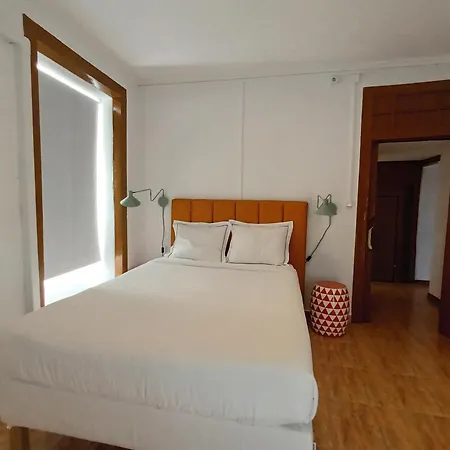 아파트 Downtown Todi I 세투발